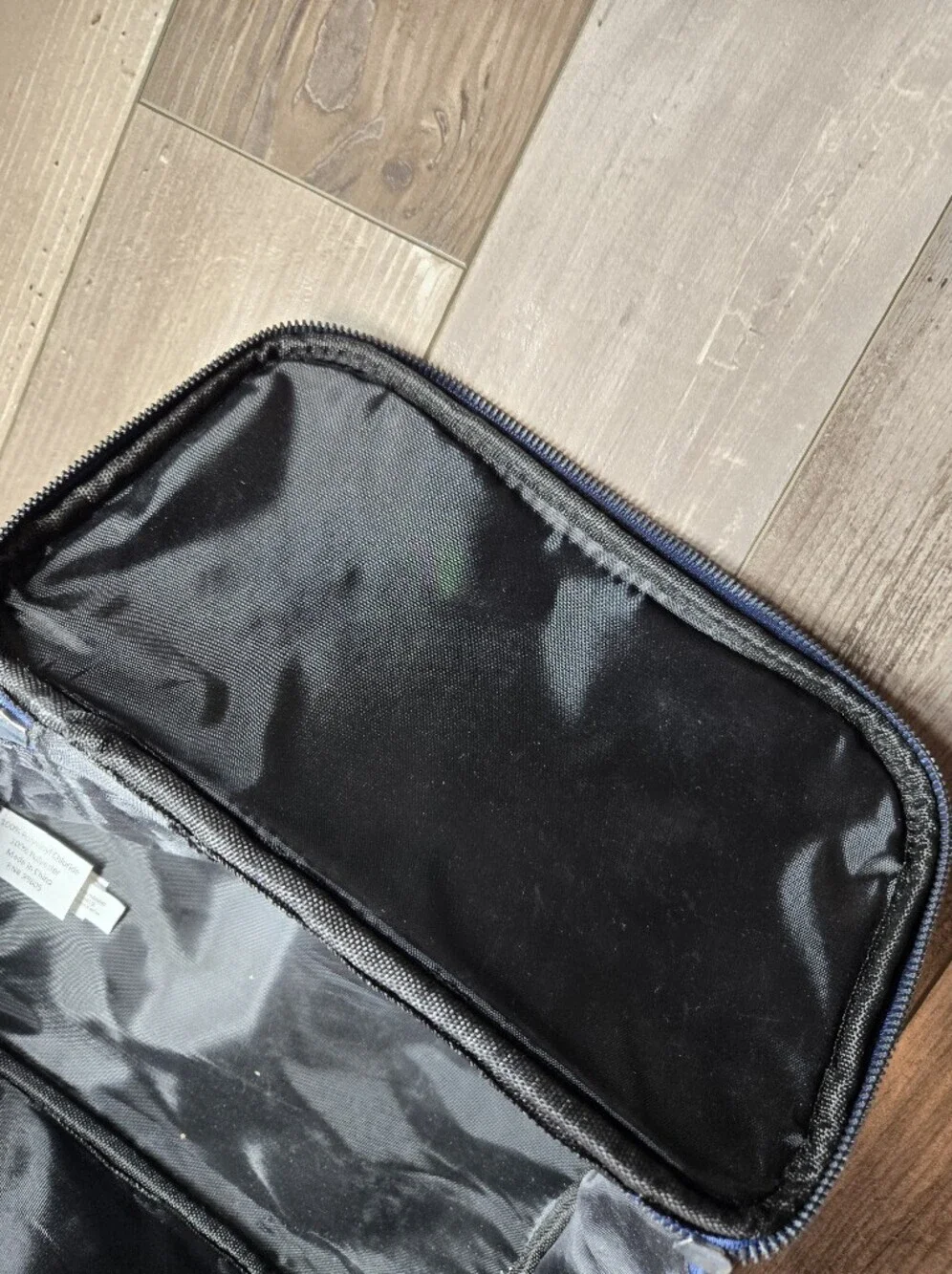 NWT Nicole Miller Navy Star Cosmetic Train Case Toiletry Carrying Bag